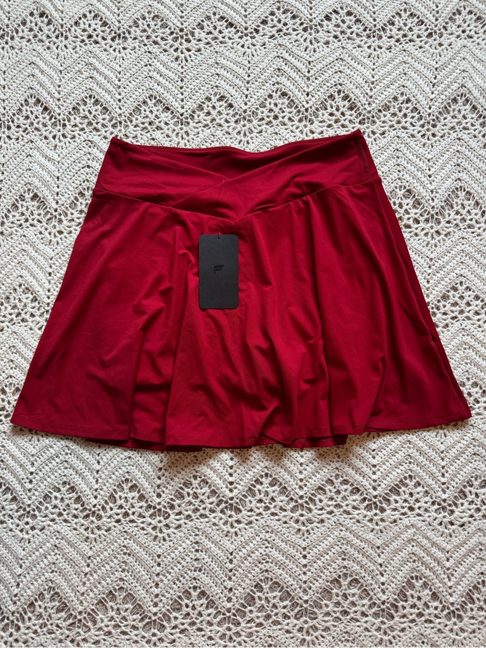 NWT Fabletics Crossover Flounce Athletic Skirt Skort Red Size XL Shorts Pockets